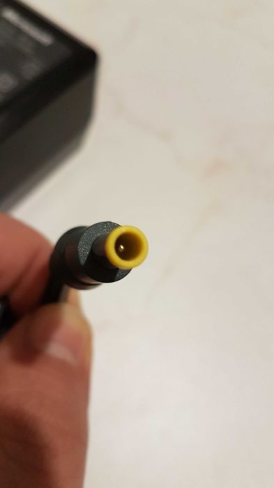 Adaptor original Microsoft 12 Volti 1,3 Amperi