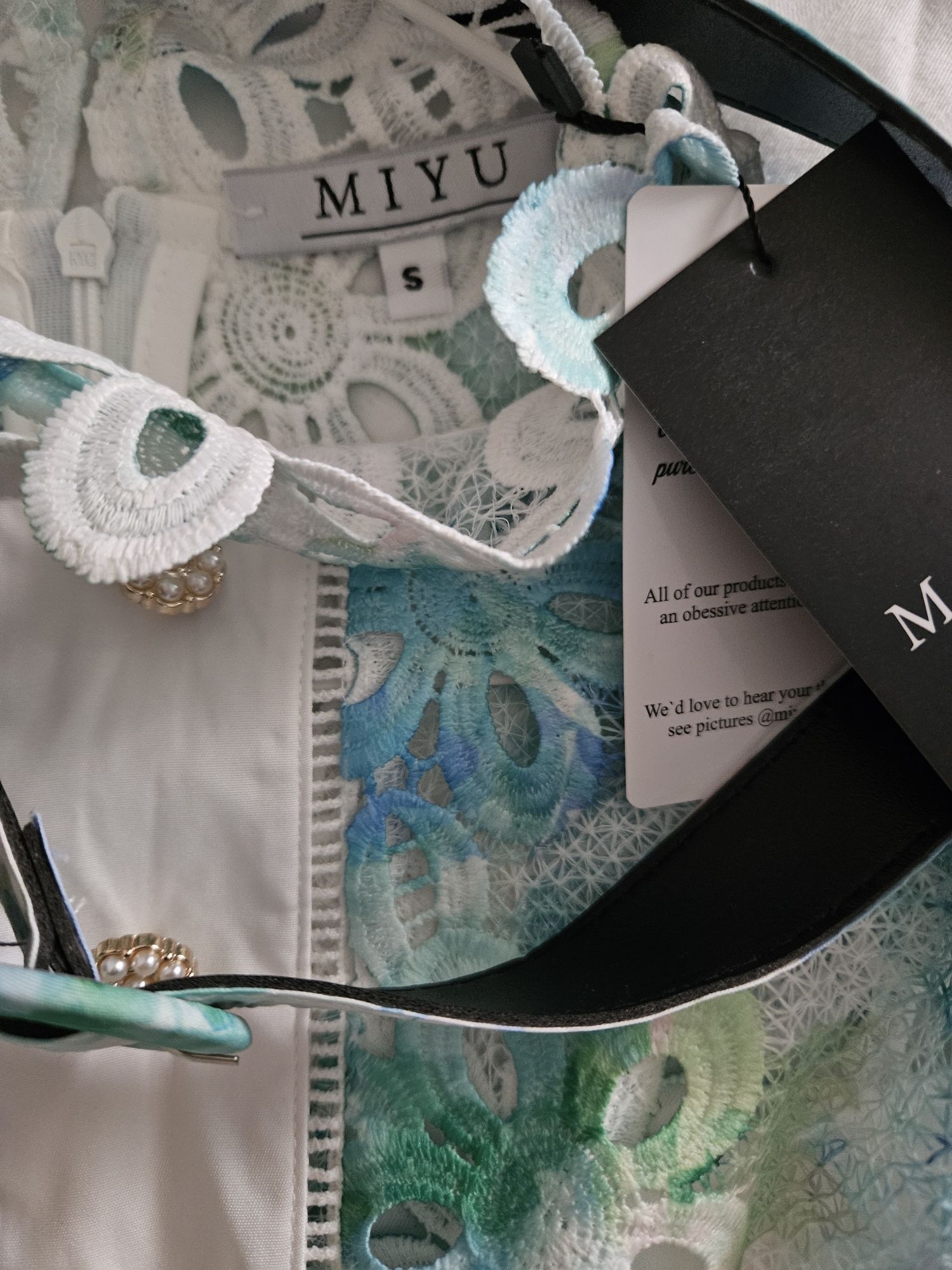 Rochita Miyu Clothing