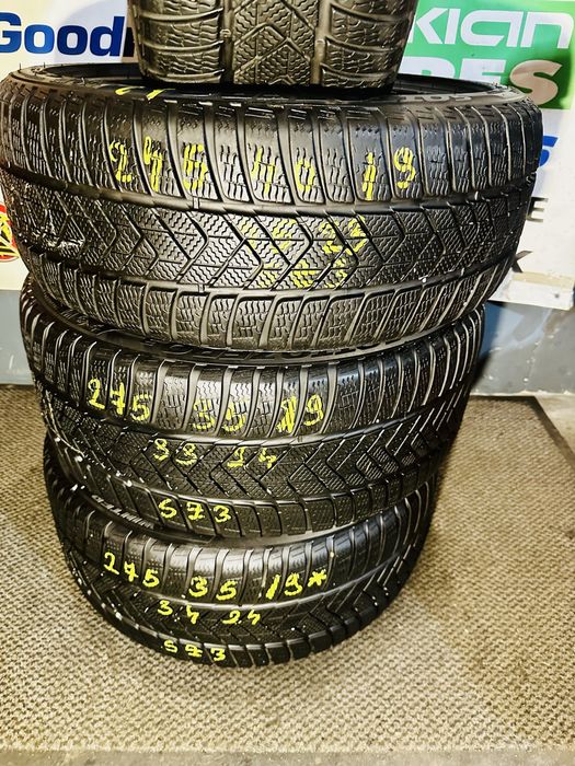 Set Complet 245/40 R19 | 275/35 R19 RSC MOE Pirelli Sottozero 3 M+S