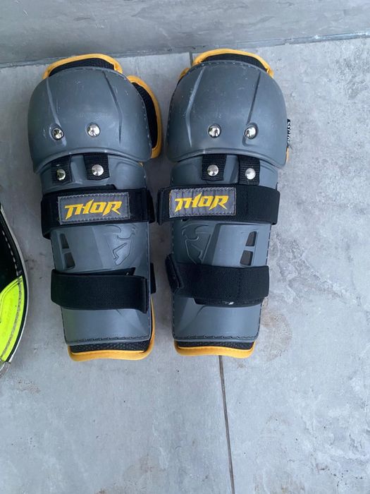 Cizme si genunchiere Enduro Cross