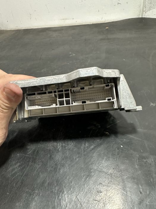 Calculator airbag BMW Seria 3 E90 E91 E81 E87 | 9166057