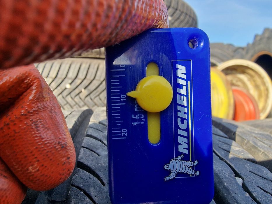 Anvelope 215/45R17 marca Kumho