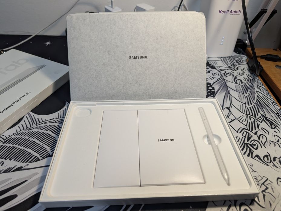 Планшет Samsung tab s9fe