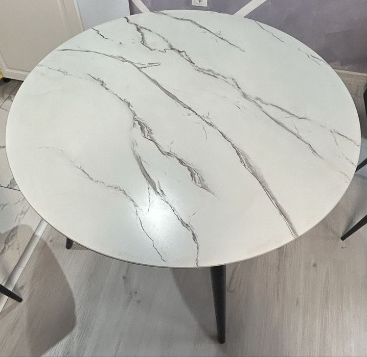 Кръгла маса от стъклен мрамор Ф100