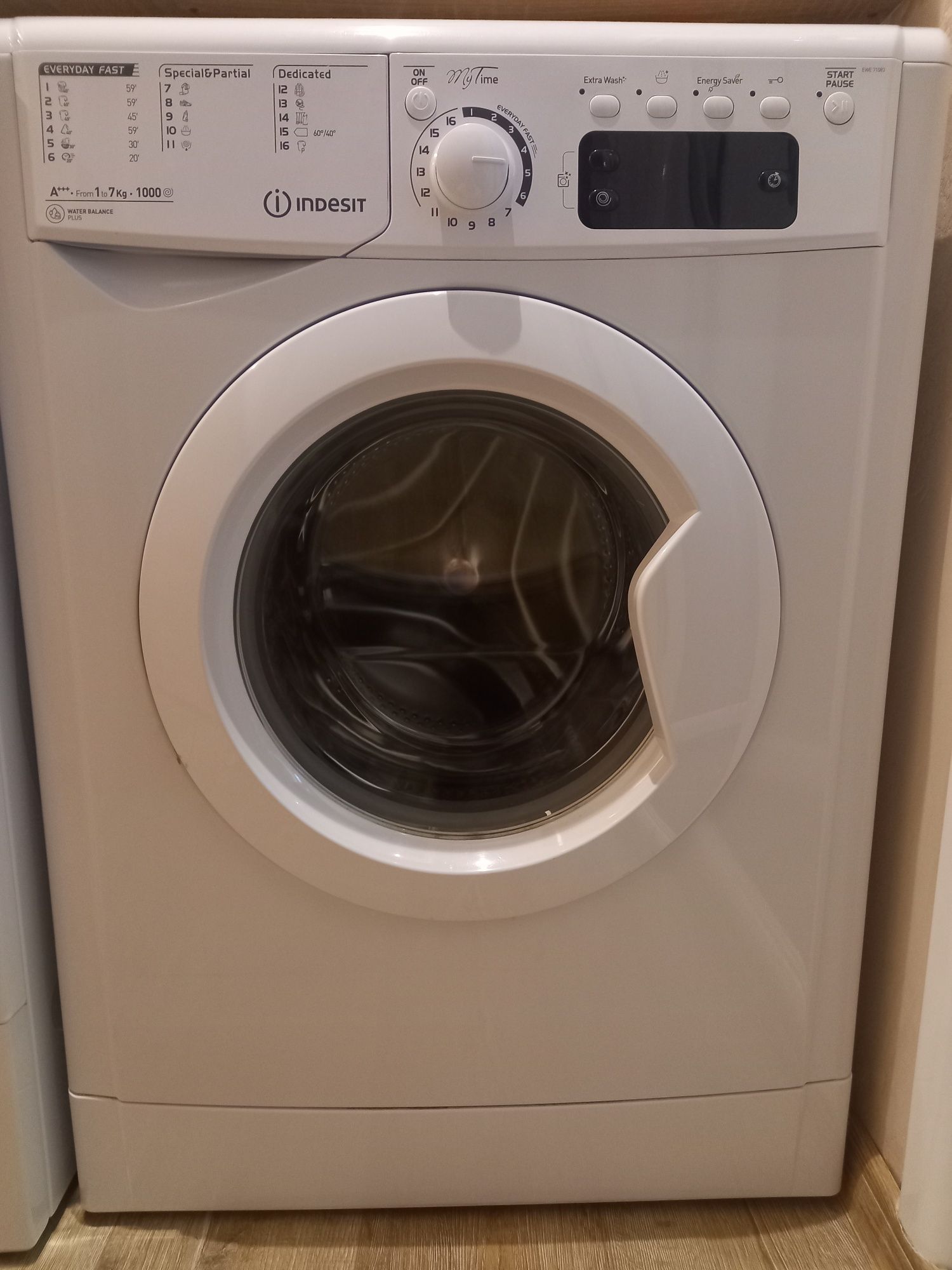 Пералня INDESIT EWE 71083 W