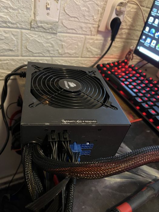 Sursa semi-modulara Corsair HX850w