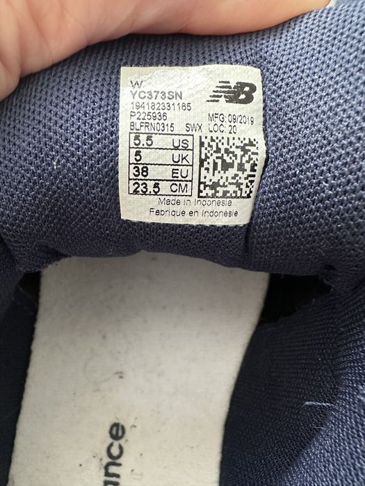 Adidasi New Balance marimea 38 ORIGINALI !!