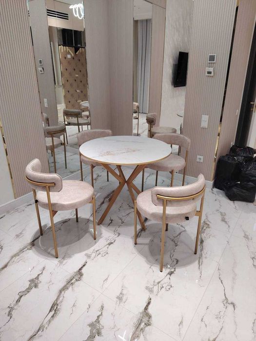 Loft ko'rinishda turli xil stol stullar Unique Mebelda