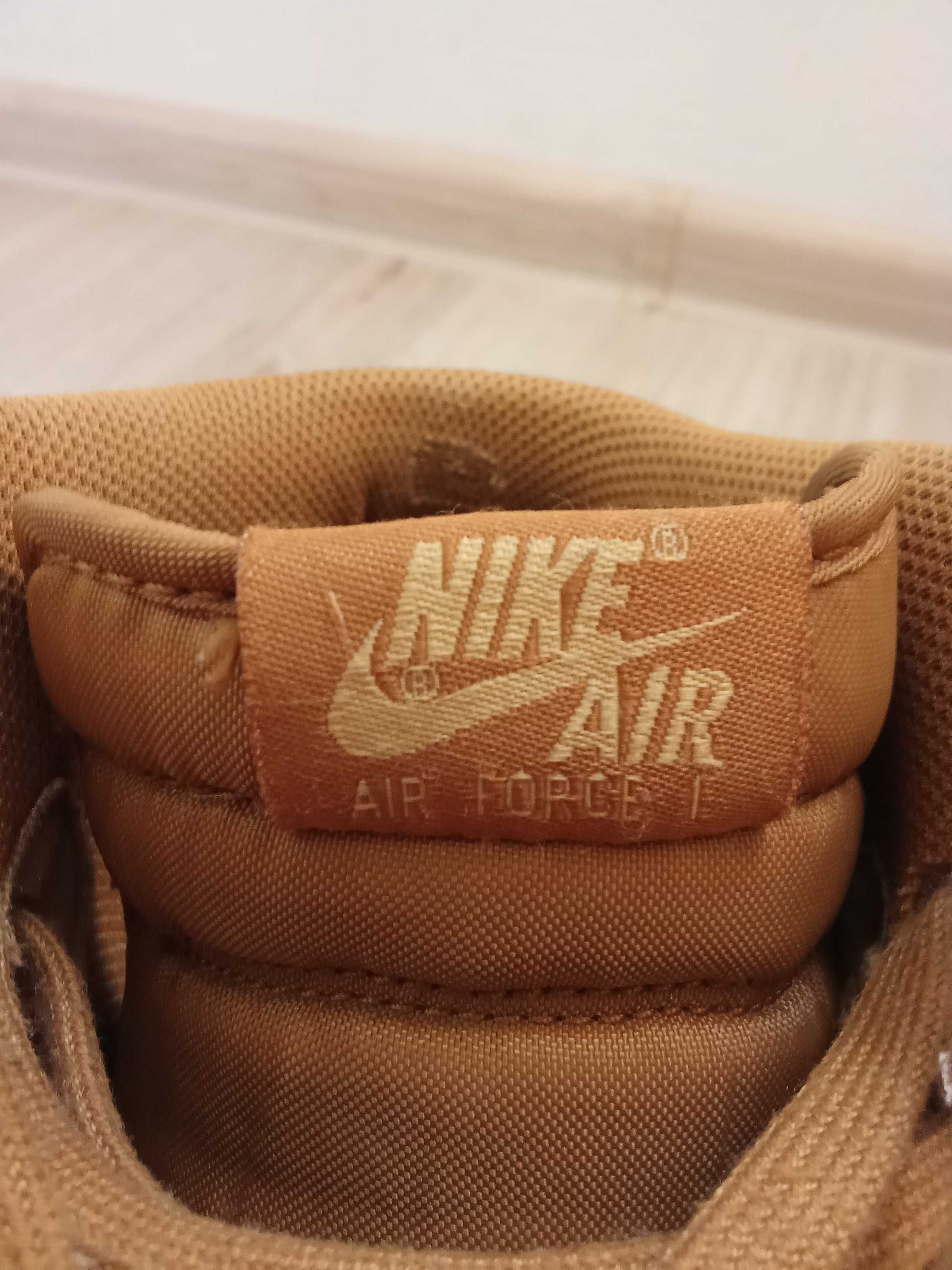 Оригинални мъжки маратонки Nike Air Force 1 High – номер 45