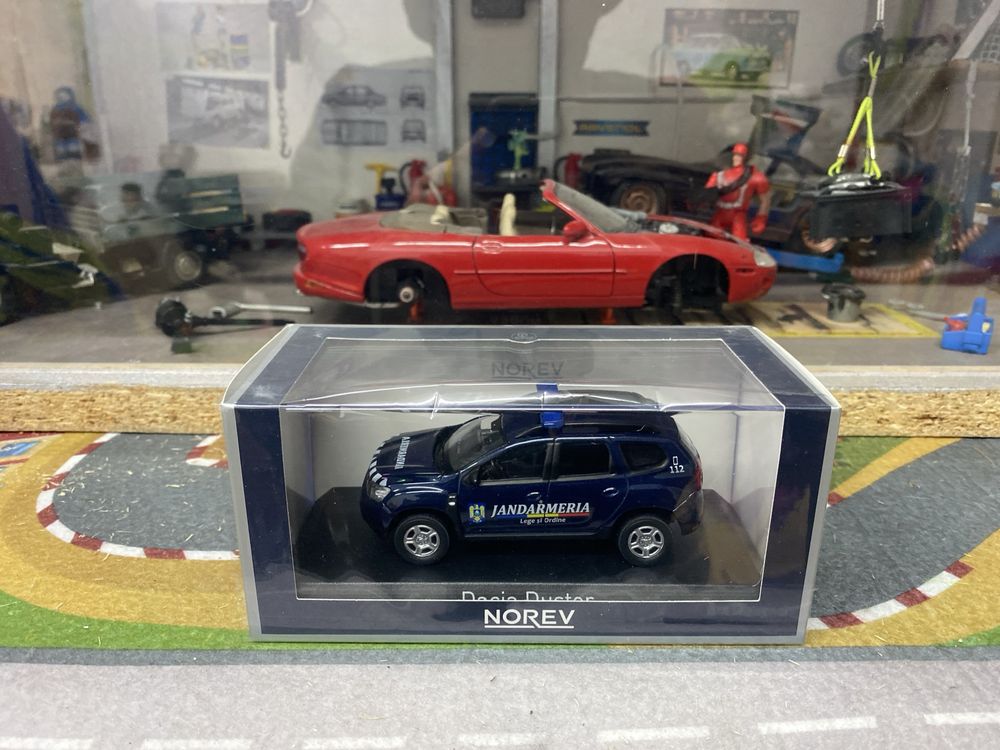 NOREV DACIA DUSTER “JANDARMERIA” machetă auto scara 1:43 (10cm)