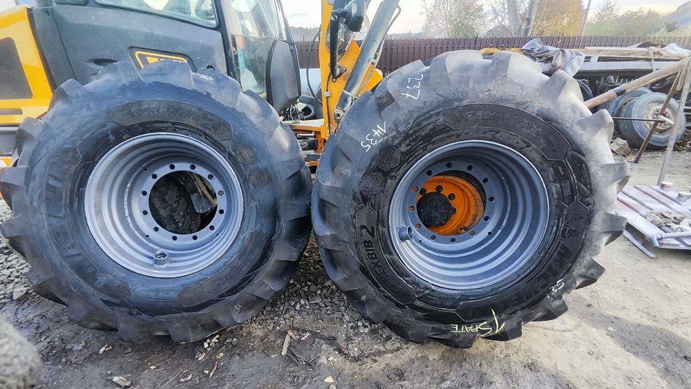 Roti noi TAF (anvelope Michelin 18.4 R26) pentru punți vola ZF 55C