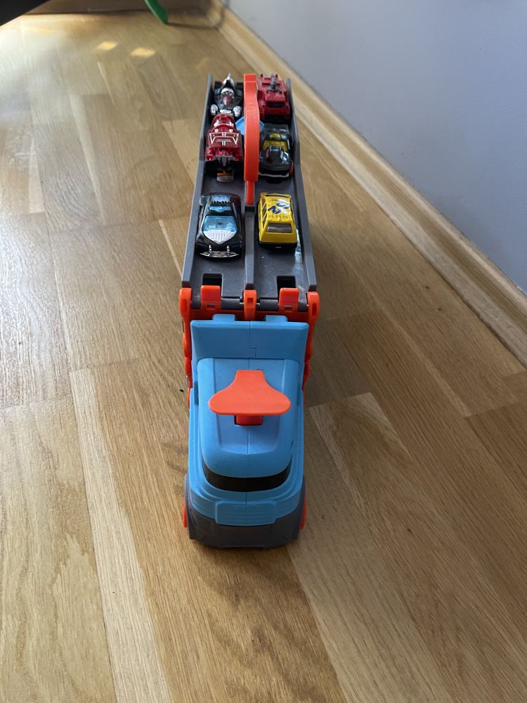 HOT WHEELS TRUCKS 20бр метални колички