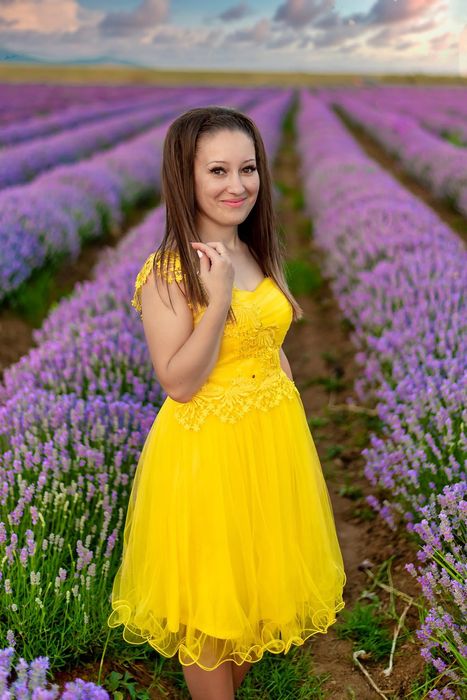 Дамска жълта рокля