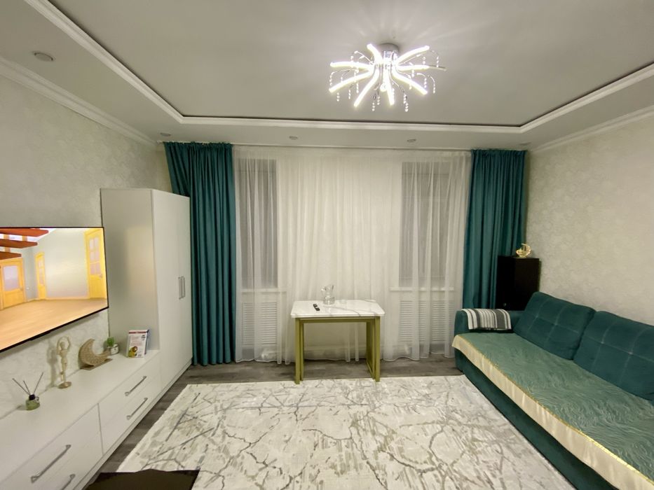 / Продам шикарную 3-комн по ул Победы !