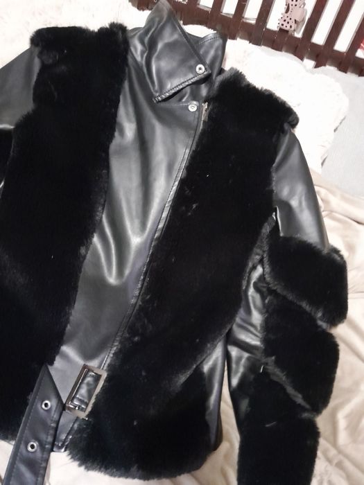 Geaca  din  blana cu piele
