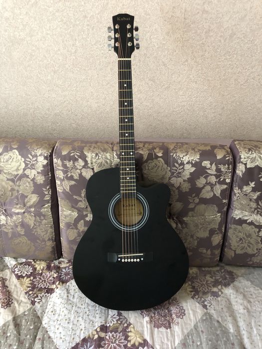 Продам гитару