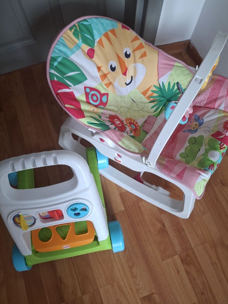 Бебешки шезлонг и проходилка fisher price