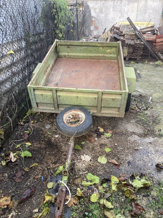 регистрирано туристическо ремарке