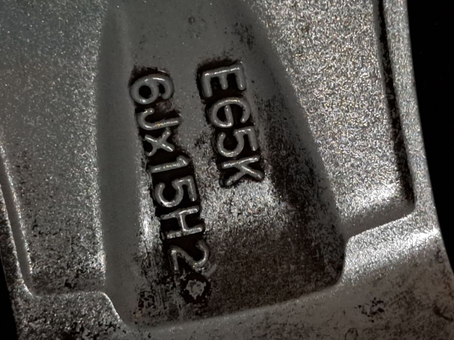 Jante aliaj originale R15 5x112  Enzo cu anvelope iarna.