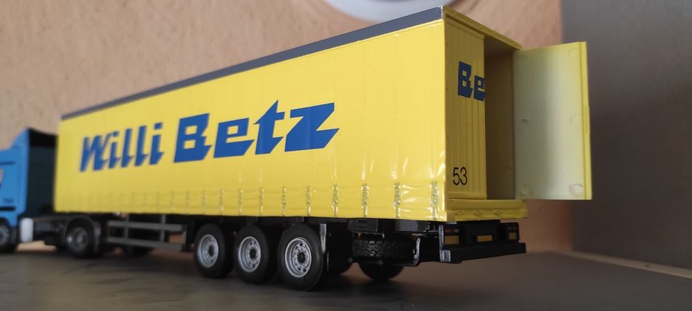 Метални модели мащаб 1:50