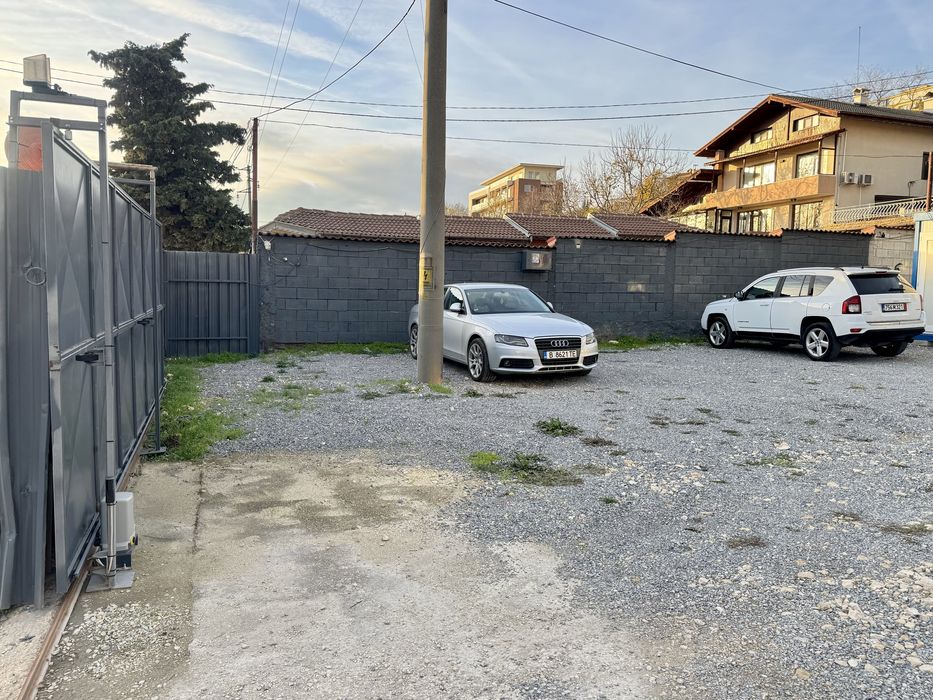 Дава се под наем Гараж / Паркомясто в Варна, Базар Левски - 100 кв.м за 15.3 € - Снимка #2