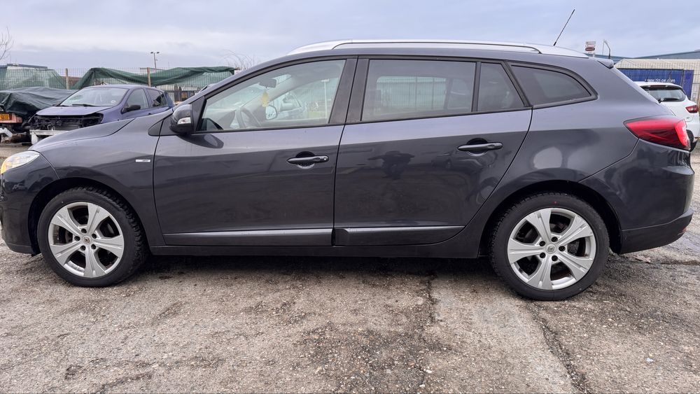 Renault Megane3 BOSE 1.5DCI 2012