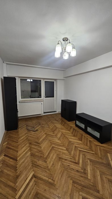 Apartament de inchiriat incepand cu 5 ianuarie