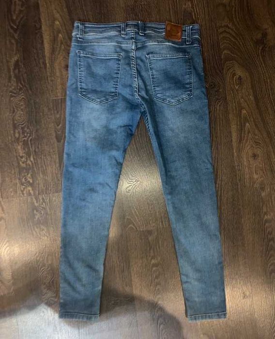 Blugi Albaștri Ripped - Mărime 38 / S