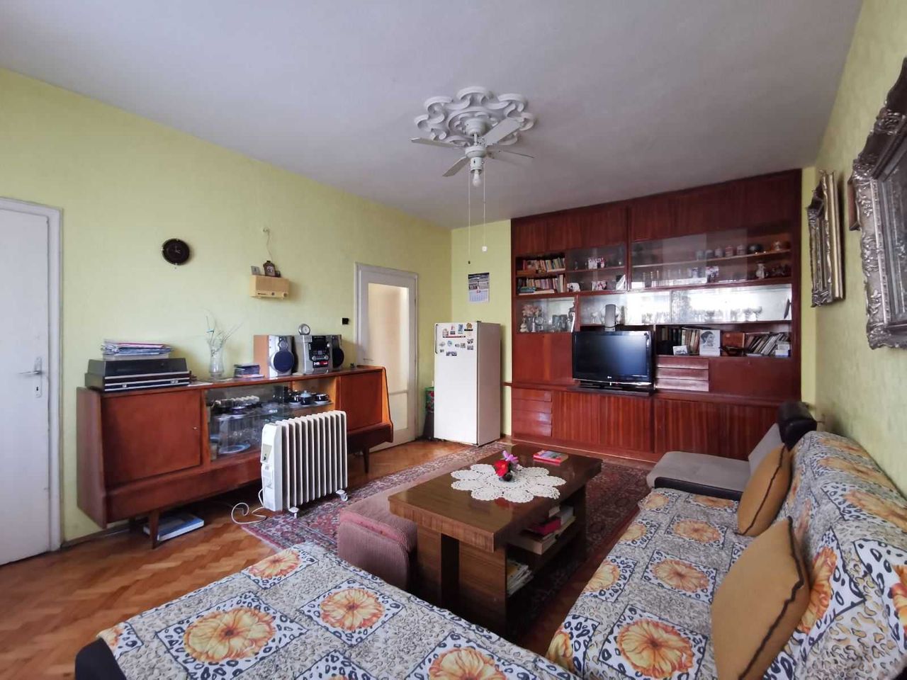 Продава се Тристаен апартамент в Русе, Алеи Възраждане - 85 кв.м за 1636 €/кв.м - Снимка #1
