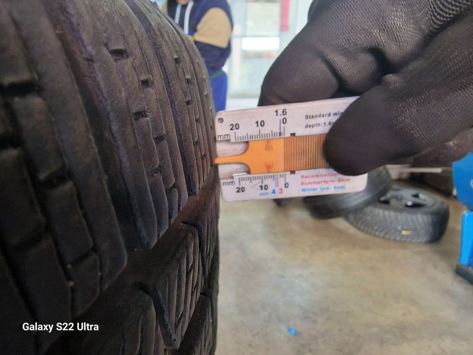 285 40 20 Pirelli 245 45 20 Sport packet