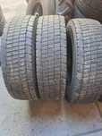 Vand 2 buc continental 215/75/17,5 de tractiune