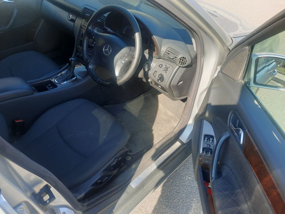 Мерцедес C 180 бензин-газ автоматик Десен волан