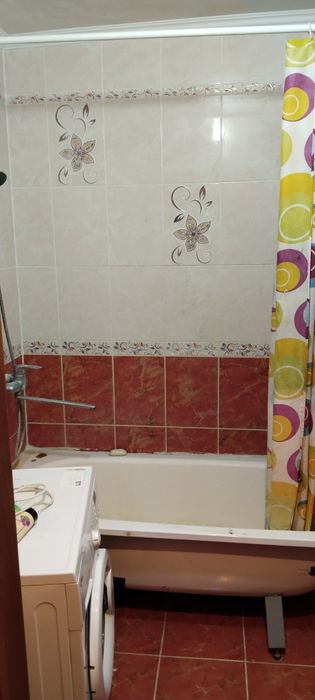 Продам 4 ком квартиру в кирпичном доме