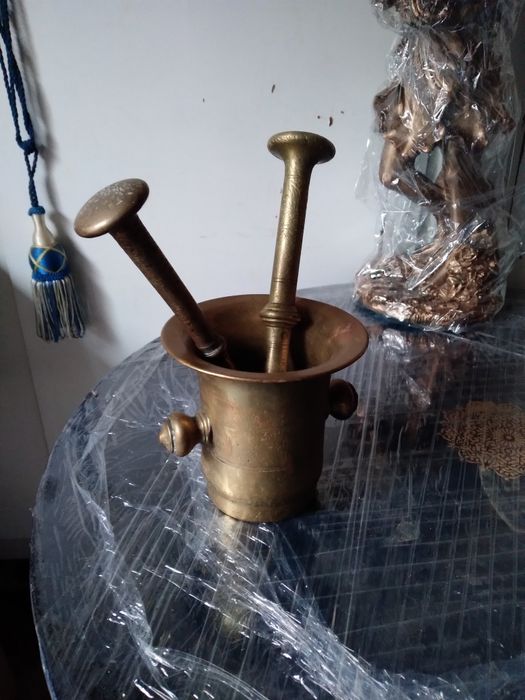 mojar bronz masiv