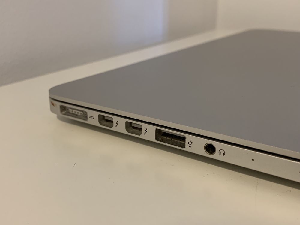 MacBook Pro 13” Retina mid-2014 i5 8GB RAM, SSD