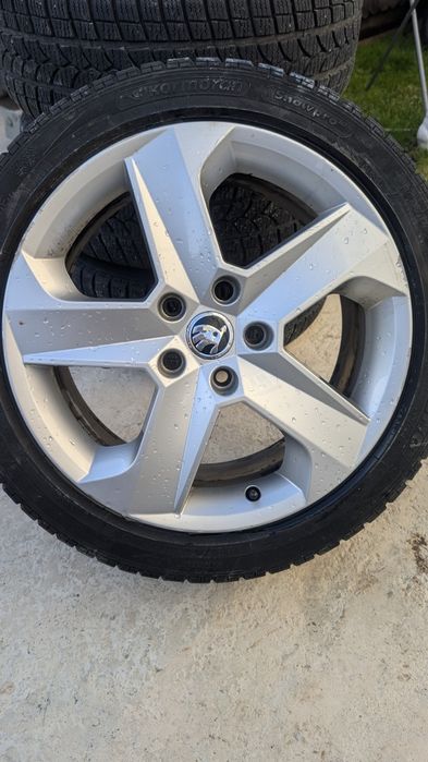 Джанти с гуми - Skoda Octavia