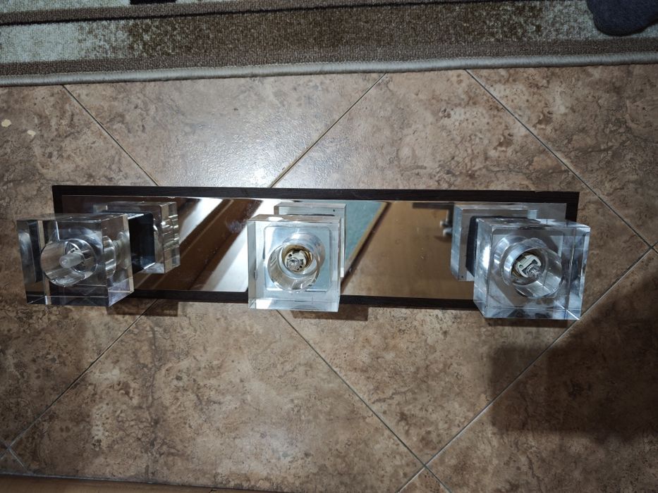 Полилей 3ка халогенни крушки G9