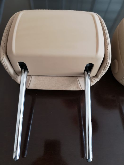 Vand tetiere originale Porsche Macan