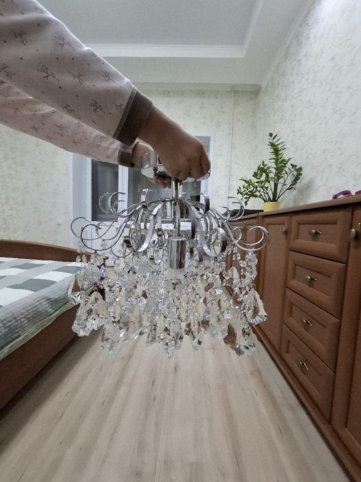 Люстры для комнаты