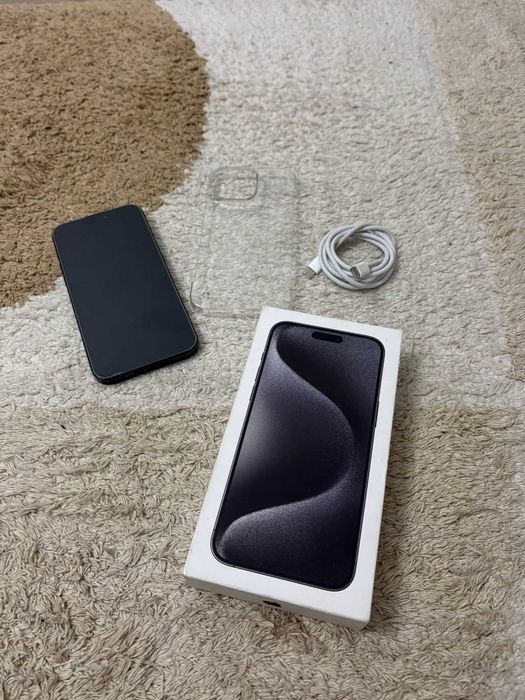 iPhone 15 Pro Max Black Titan 256GB - 87% Baterie - la Cutie full
