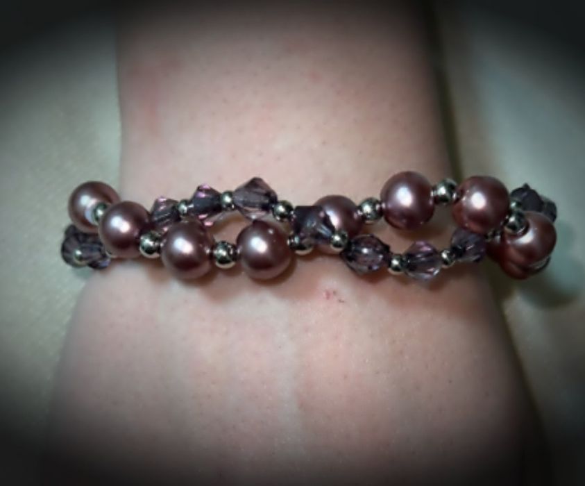 Brățară handmade cu mărgele, fir de oțel – argintiu, roz sau șampanie