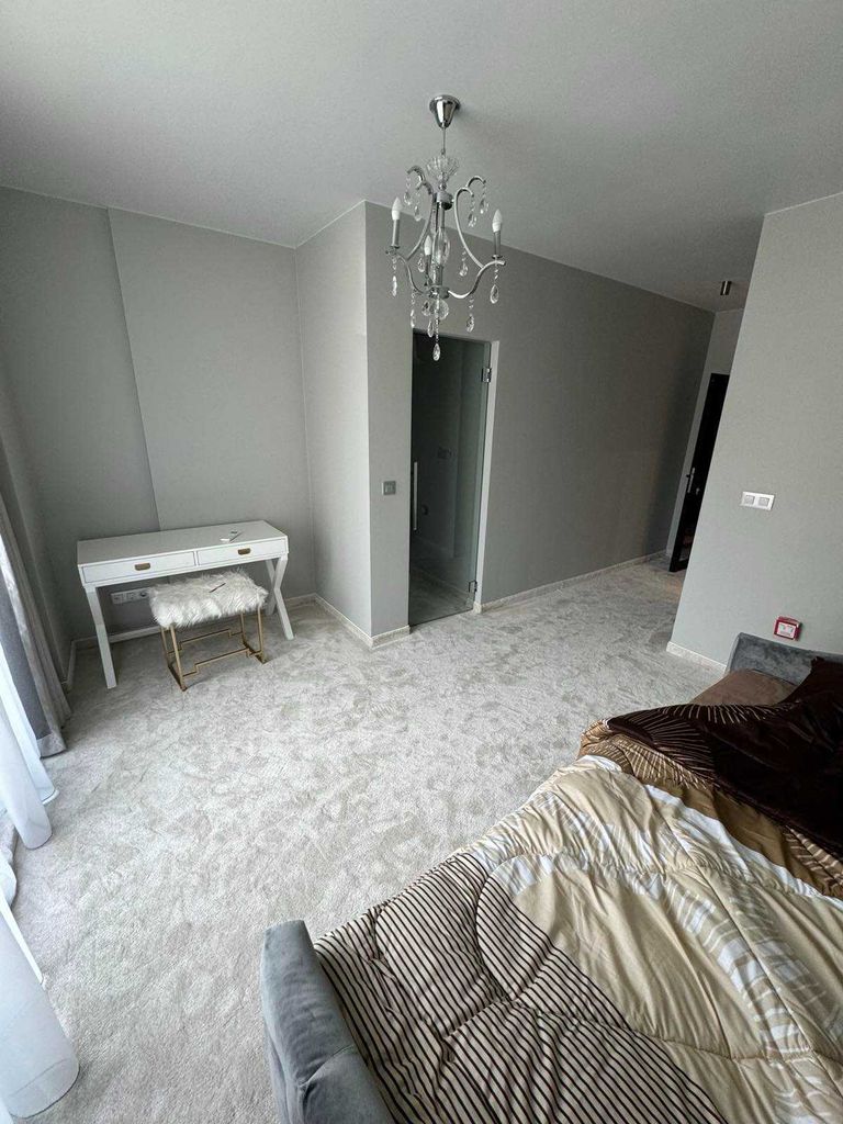 Продава се Тристаен апартамент в София, Манастирски ливади - 190 кв.м за 13 €/кв.м - Снимка #5
