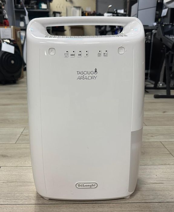 Amanet f28: Dezumidificator De'Longhi DEX210 cu functie uscare haine