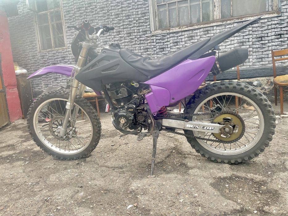 Продам эндуро 200