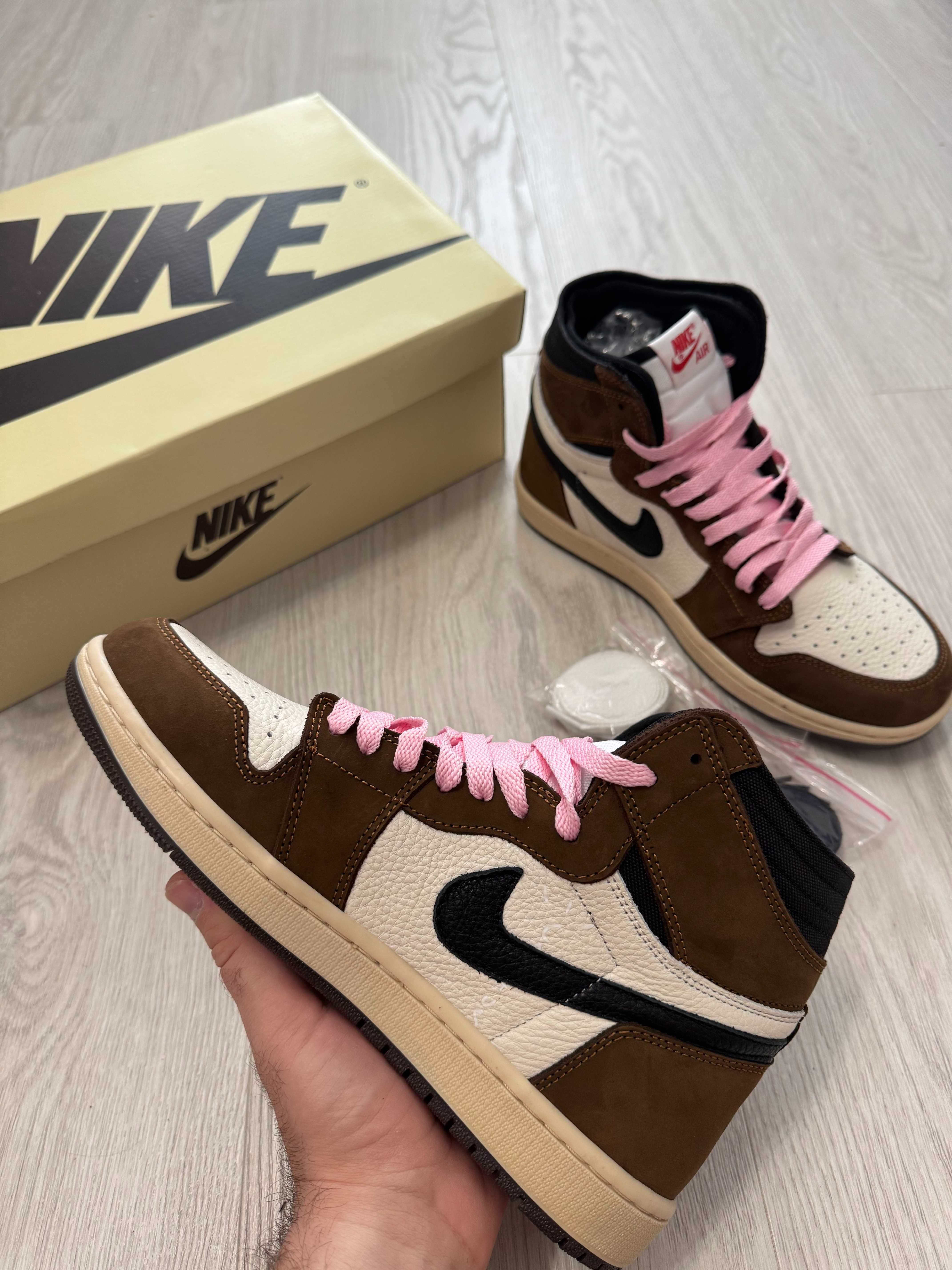 Jordan 1 High x Travis Scott High / Mocha | Model din Piele 2025
