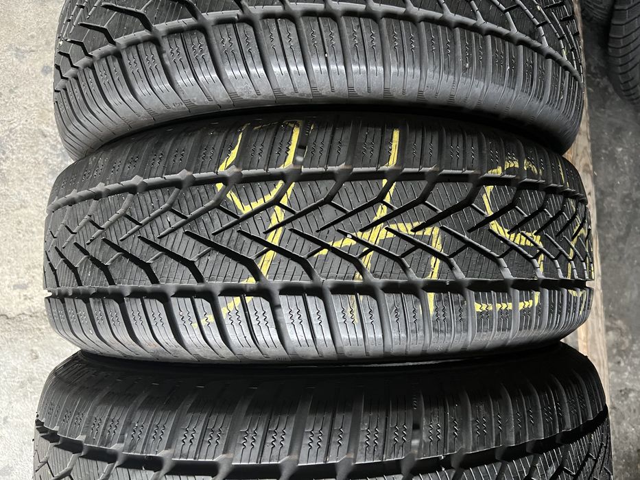 4 anvelope de iarna 195/65/15 Semperit 8 mm!