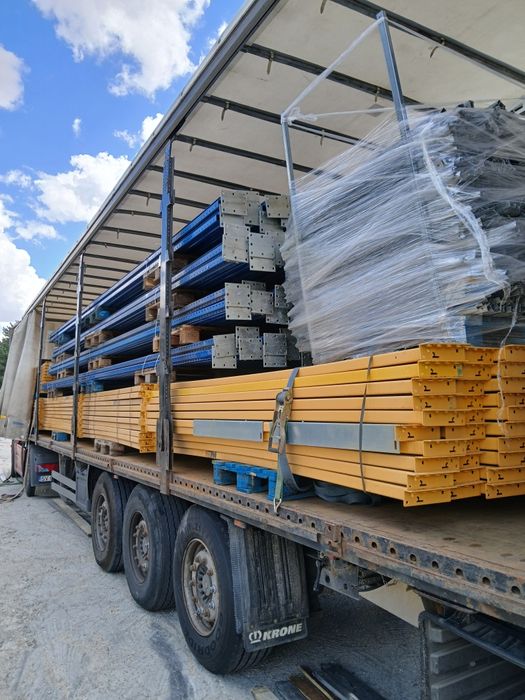 Avem rafturi metalice de vânzare
