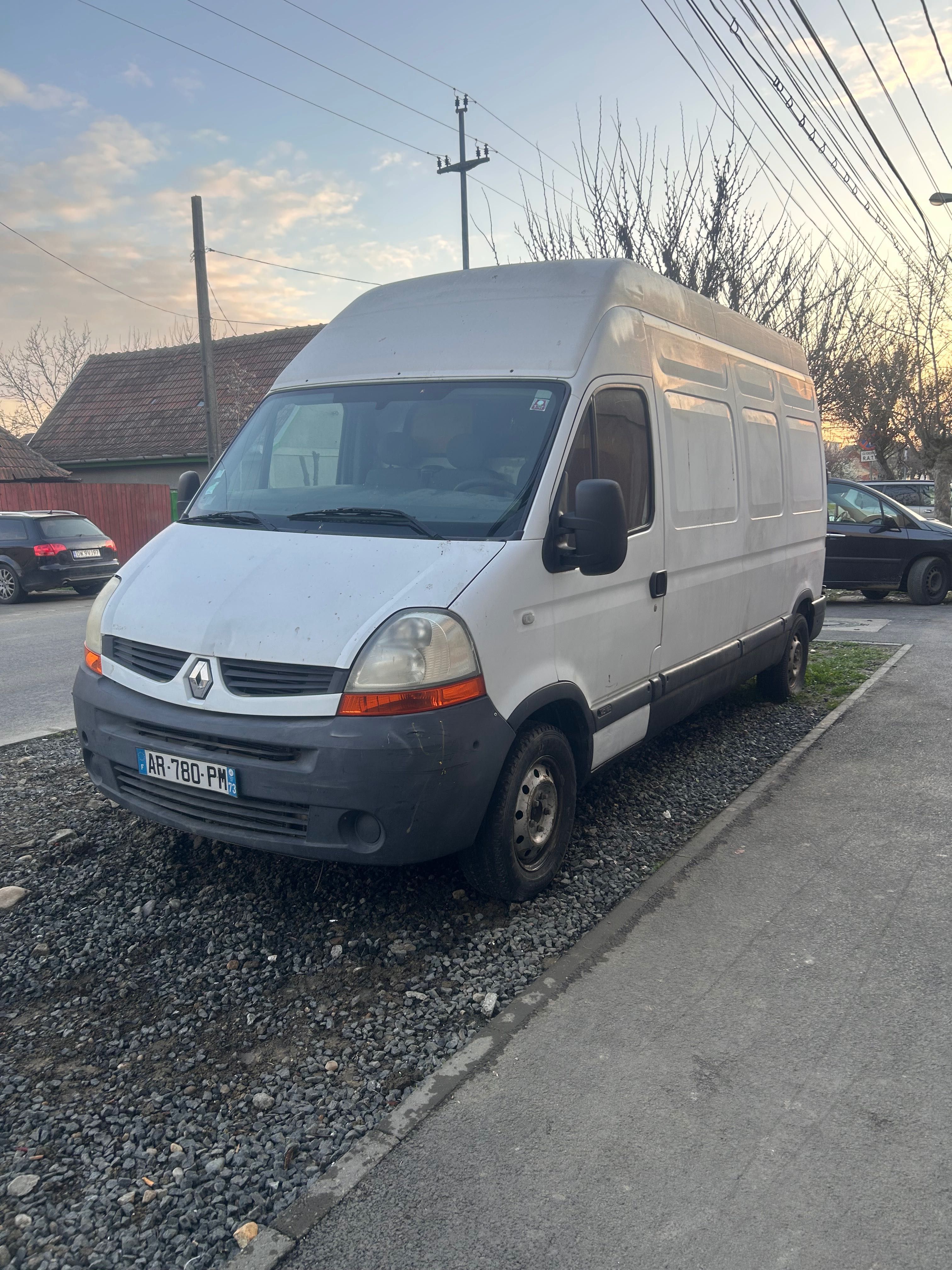 Renault master 2  2010 2.5l 150 ch