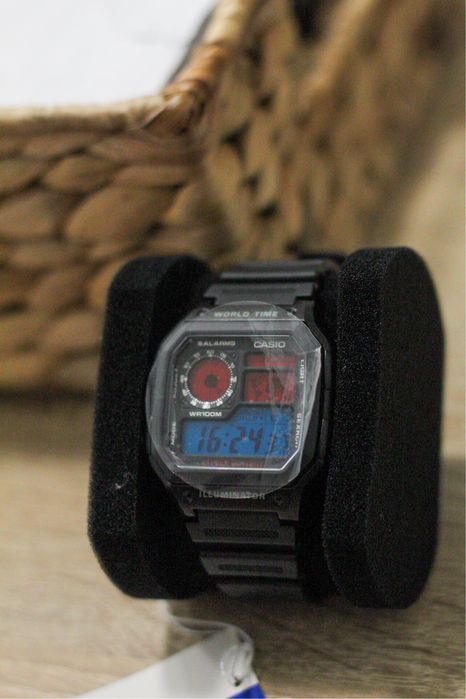 Предлагам часовници по поръчка от Модела Casio AE1200