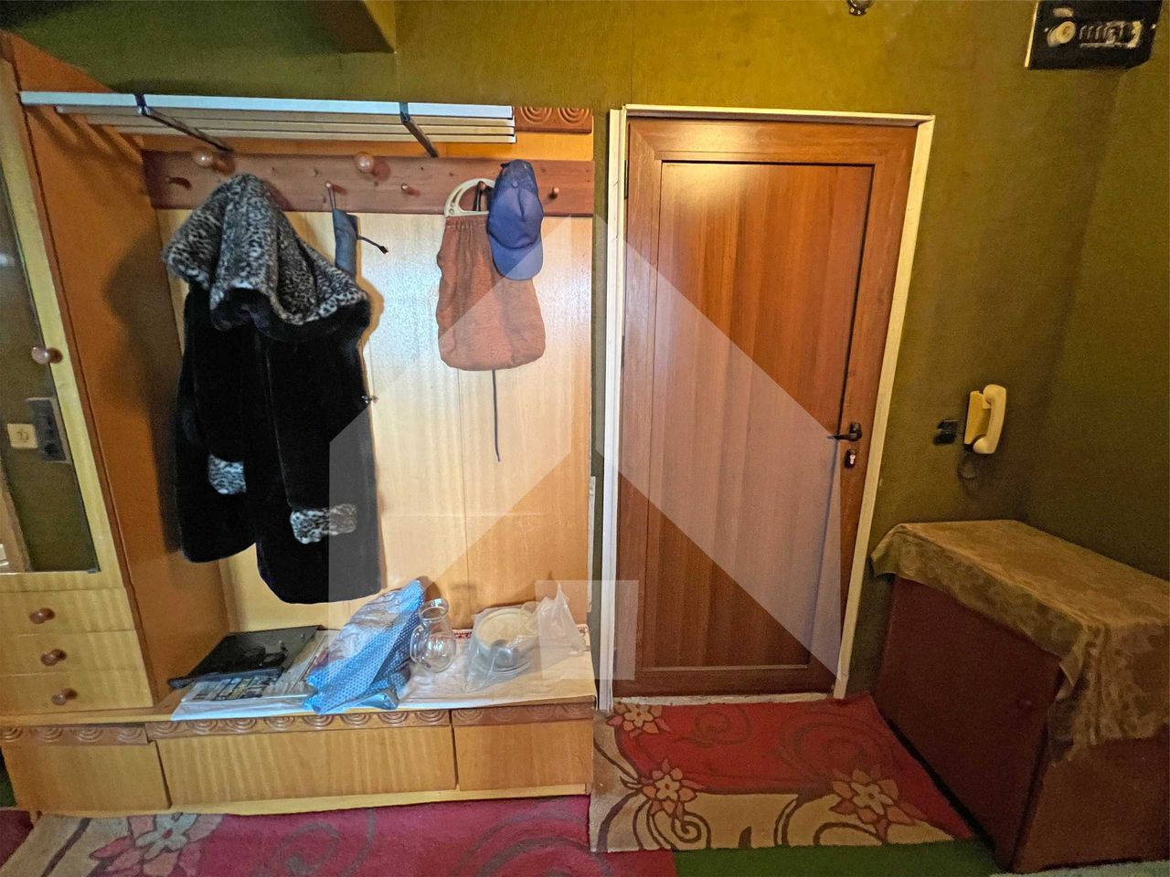 Продава се Едностаен апартамент в Нови пазар - 46 кв.м за 666 €/кв.м - Снимка #1